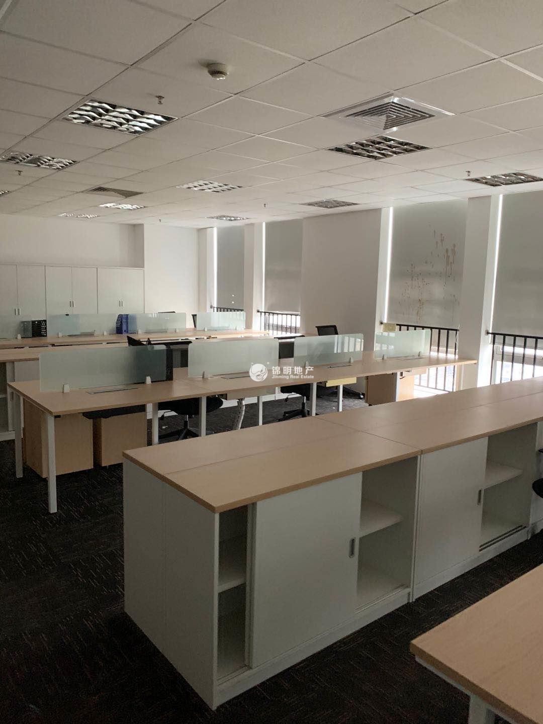 中山公园绿地商务大厦128平米写字楼出租